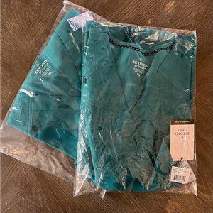2 Beyond brand scrub tops